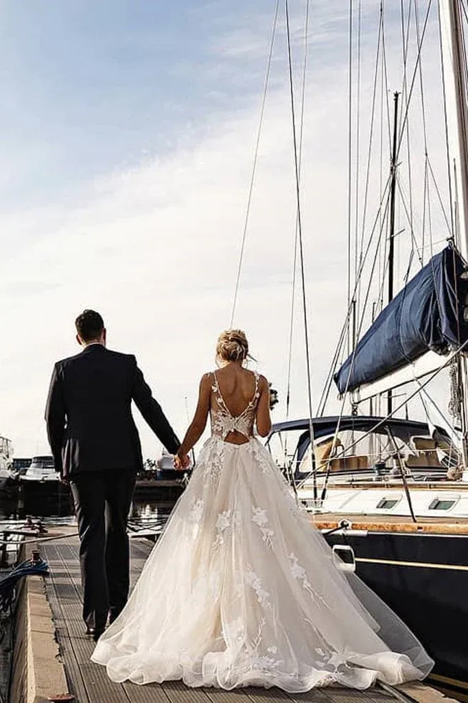 Beautiful A-Line Sweetheart Floor-Length Wedding Dress GJS1019