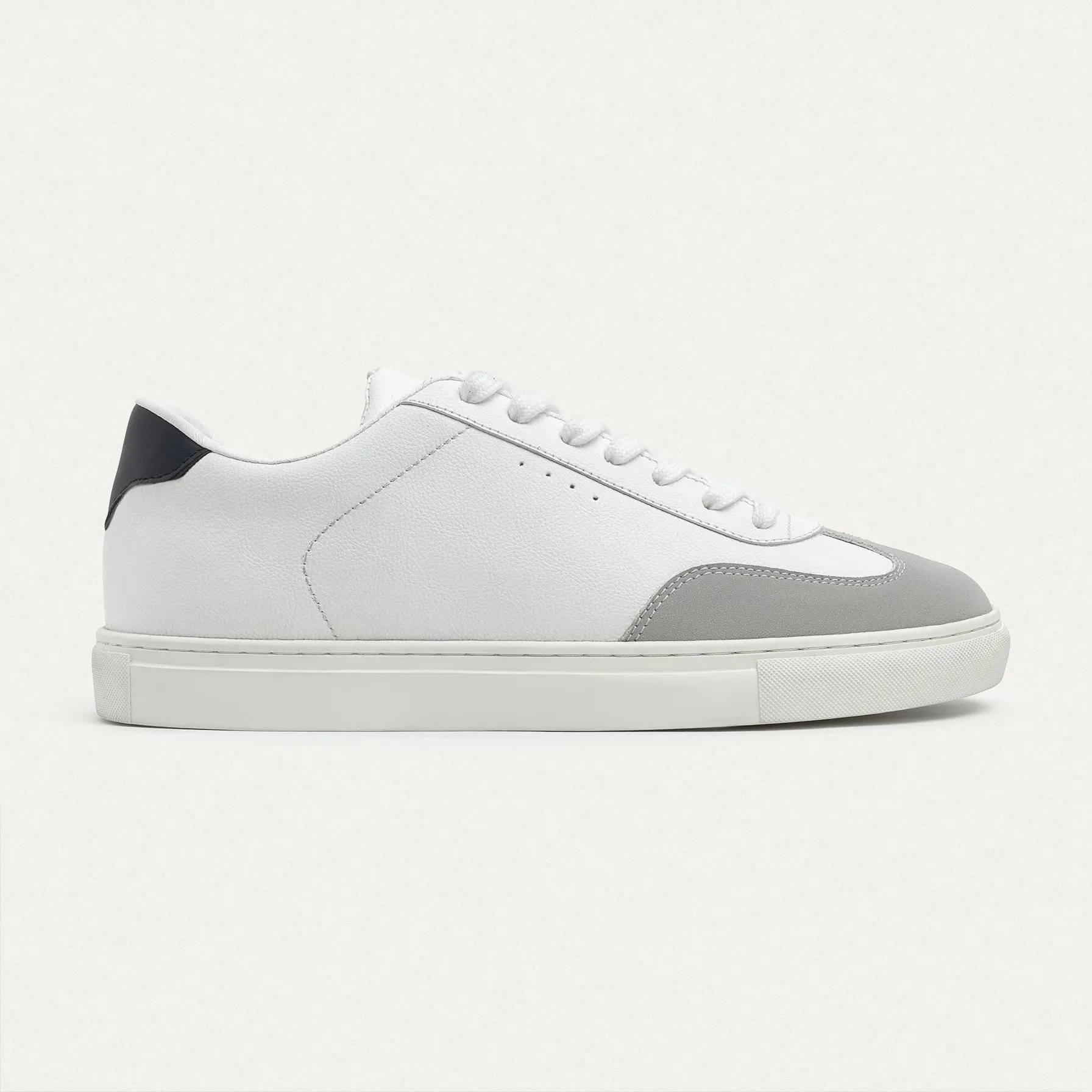 Clack Urban Escape Sneakers - White