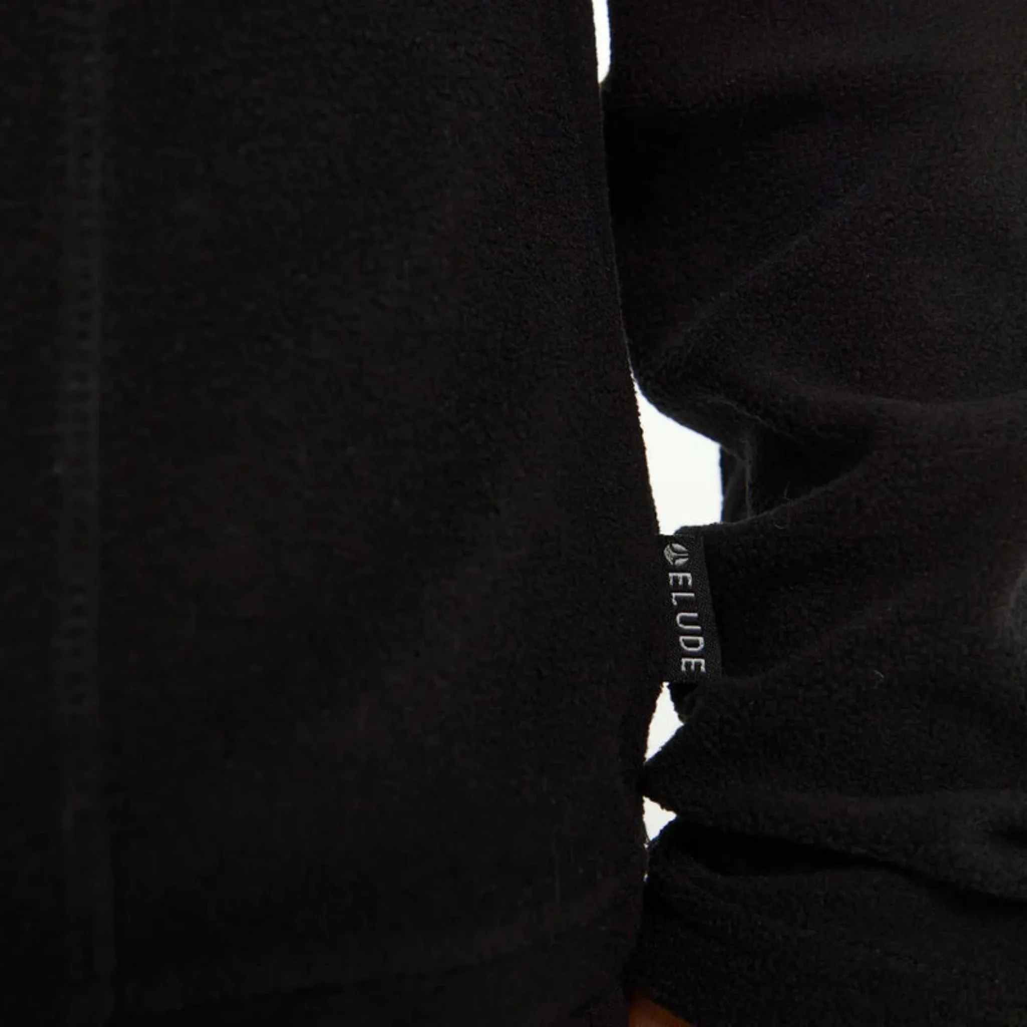 Elude Men's Microfleece 1/4 Zip - True Black