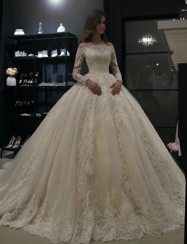 Off the Shoulder White Wedding Party Dresses Ball Gown with Appliques PDA021