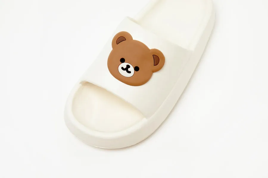 Pom Pom Slippers: Bear 245 (White)