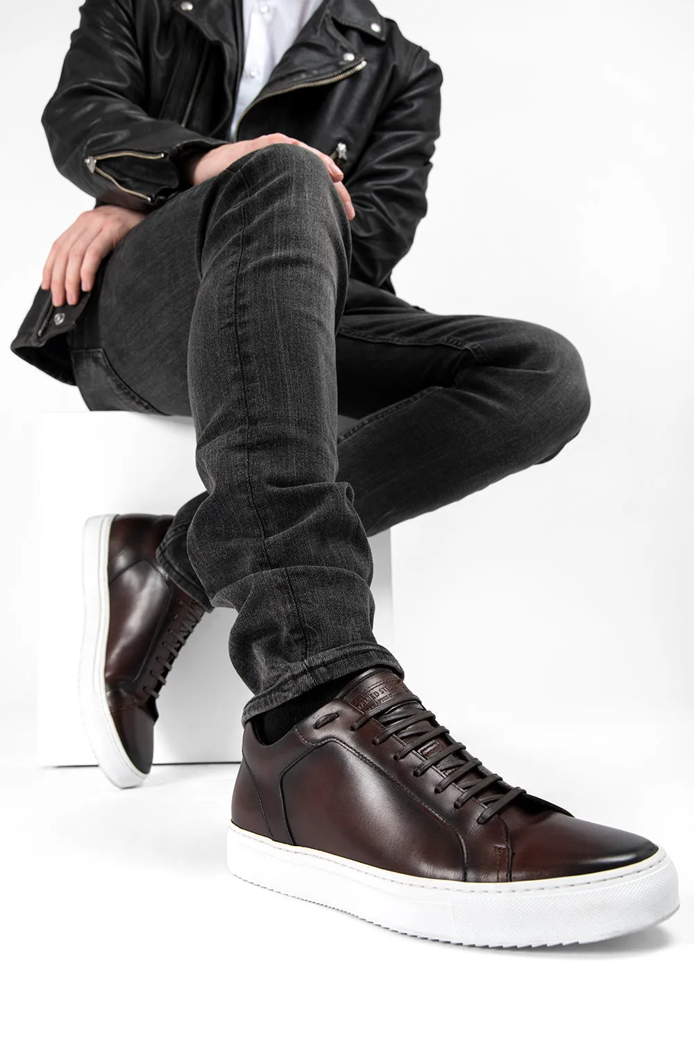 SOHO chestnut patina sneakers.