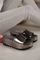 Women's Padded Slippers Platinum Mirror